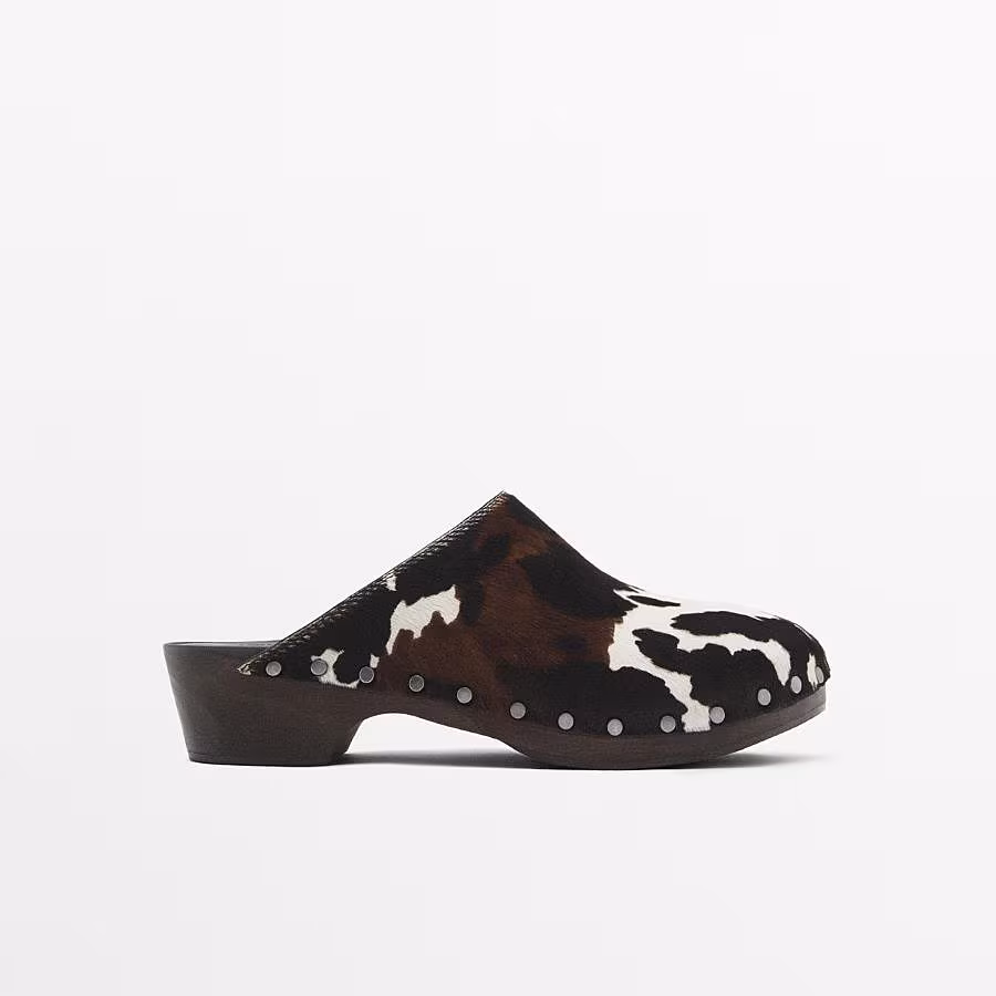 TheGlossMagazine-fashion-clogs-trend-2025-3