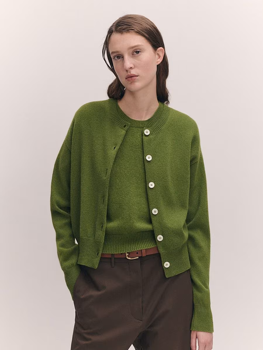 Nobody-Wants-This-outfits-Season-Two-And-Daughter-3