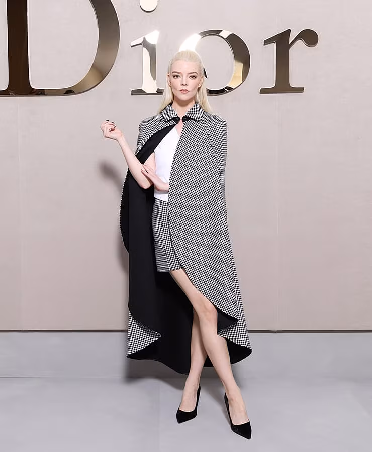 Anya-Taylor-Joy.--Dior