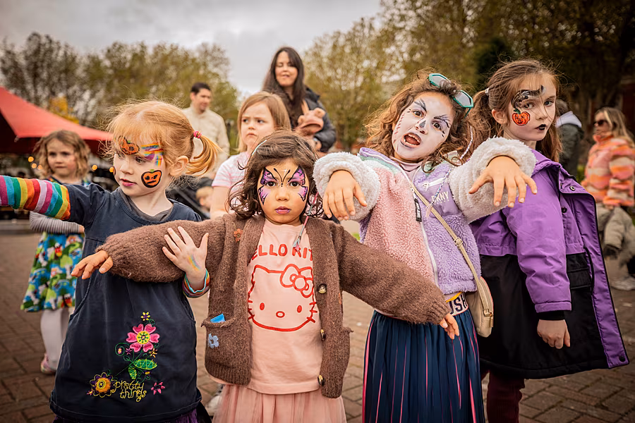 Stokerland_Event-Image-1_Photographer-Allen-Kiely