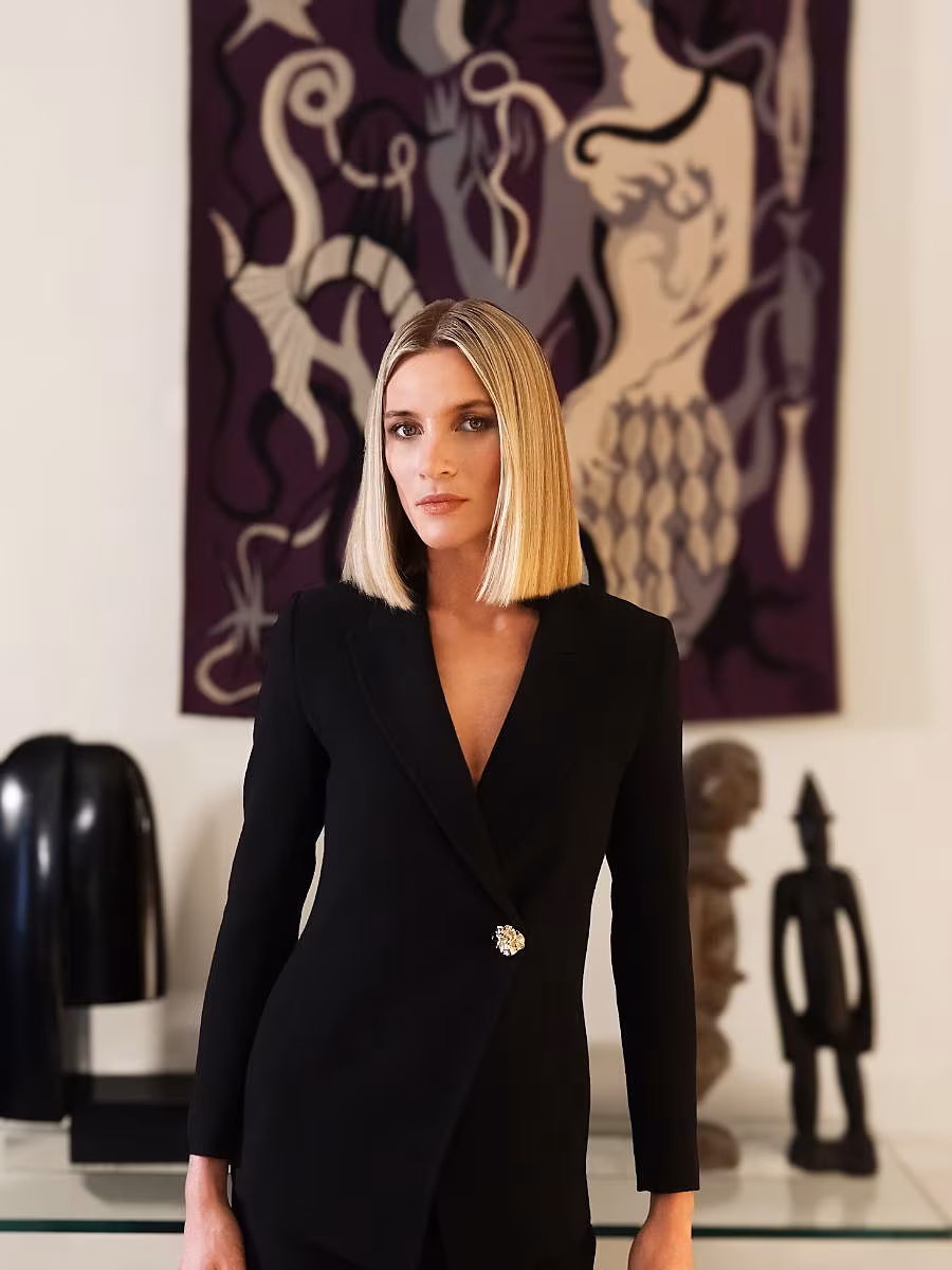 Louise-Kennedy-party-dressing-7