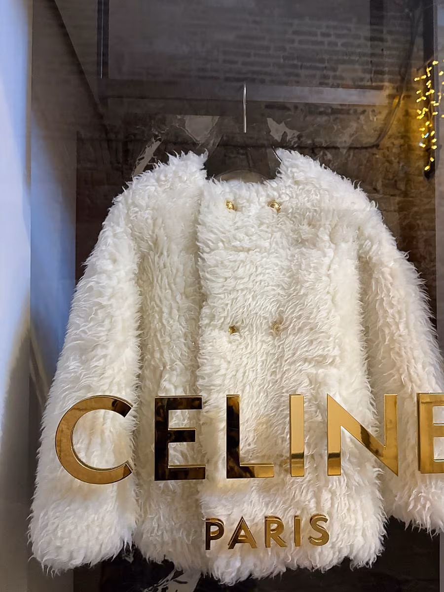Sarah-Macken-Venice-stylish-haunts-Celine