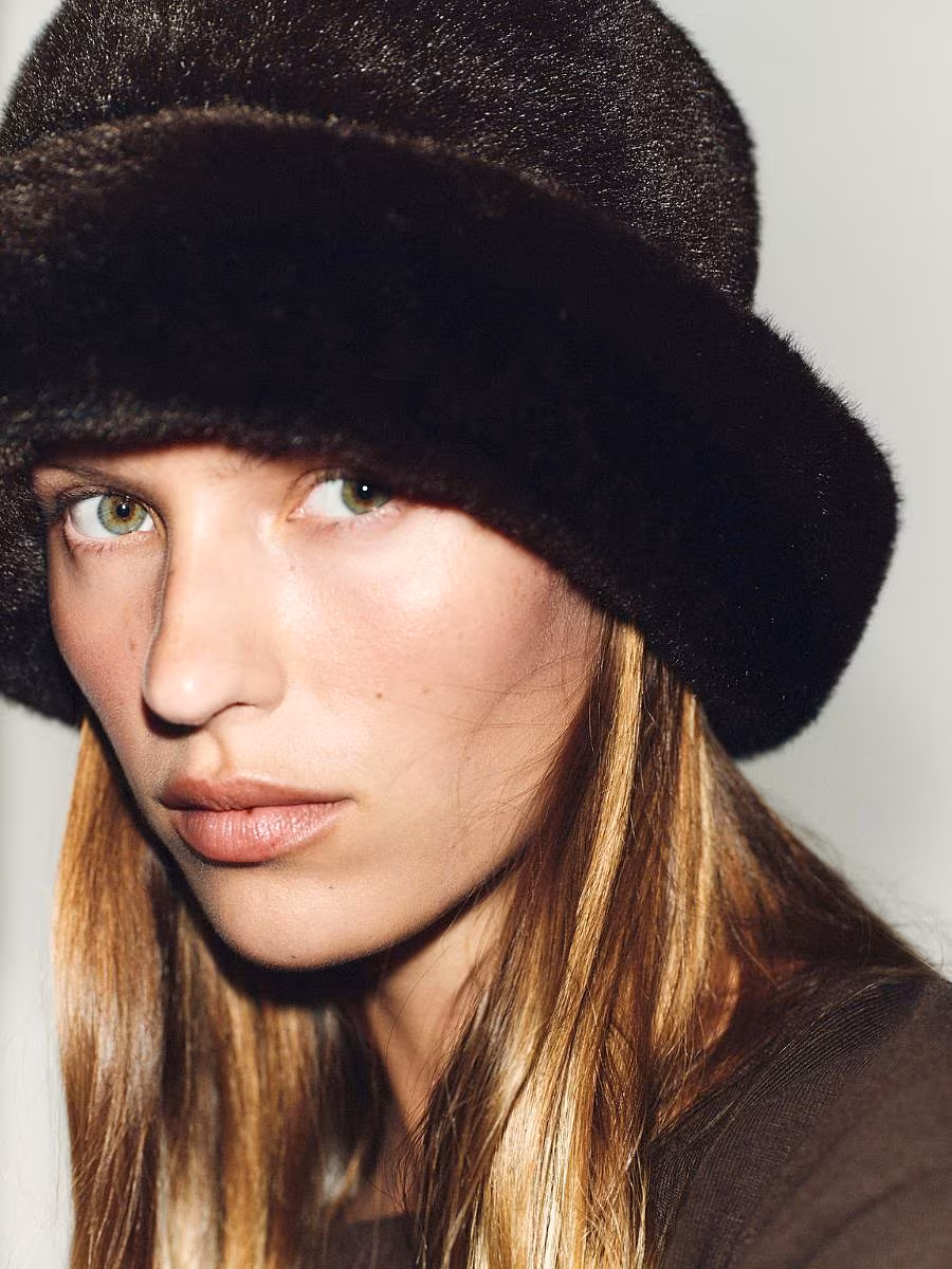 best-faux-fur-hats-Zara