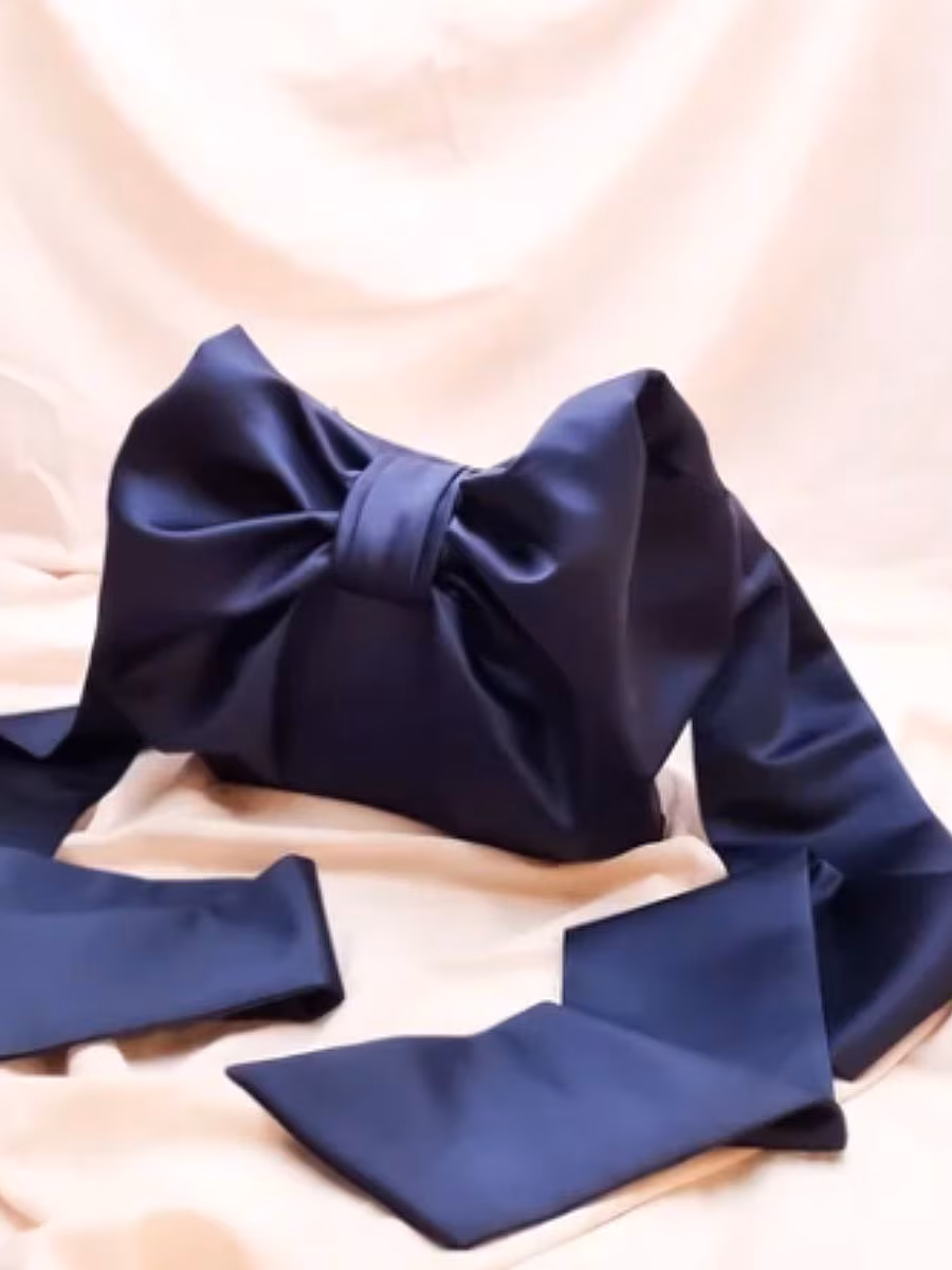 bow-trend-August-Night