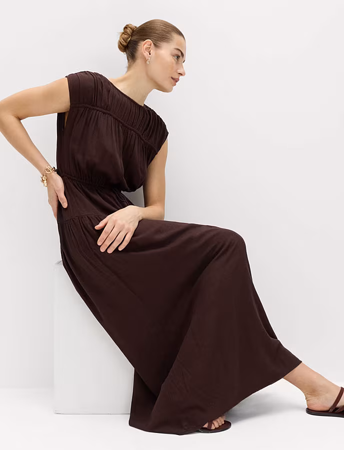 M&S