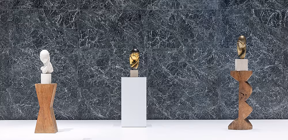 Brancusi-Ausstellungsansicht-5-Neue-Nationalgalerie-2026_xl