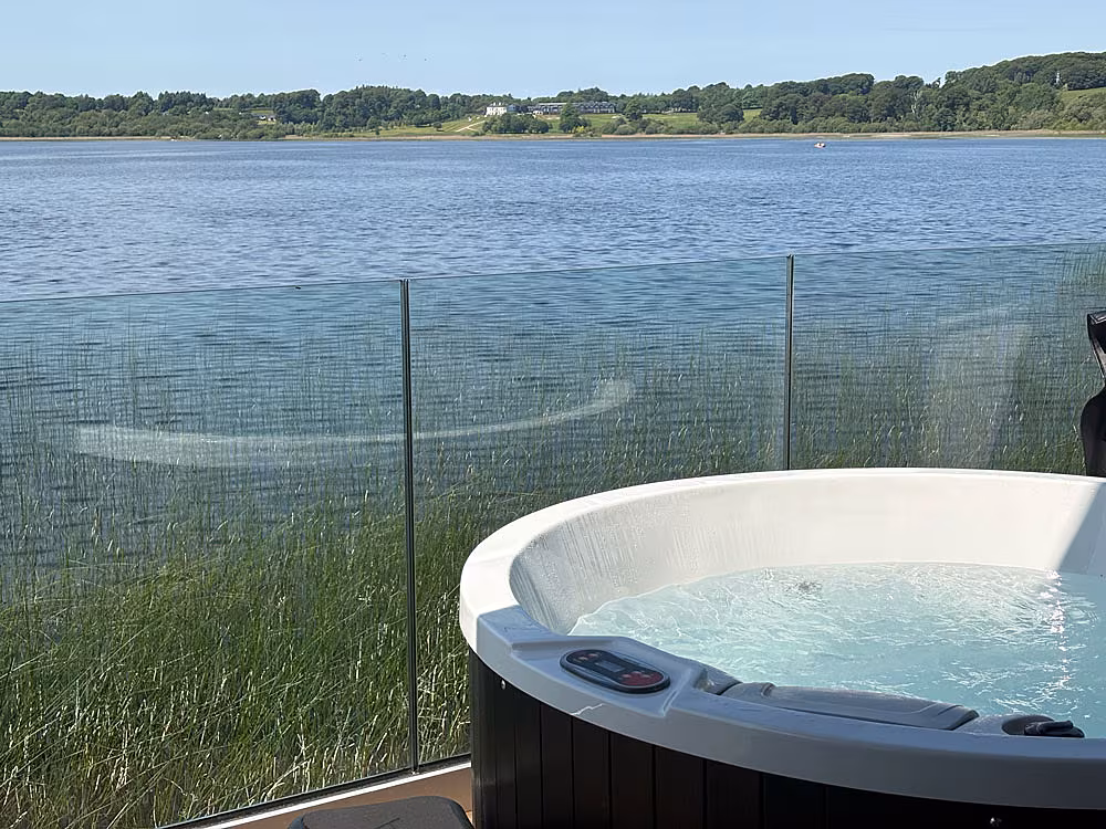 Hot-tub