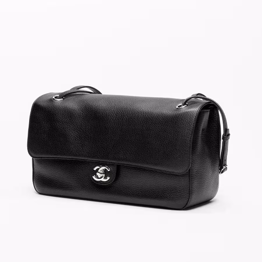 Lyst-Index-viral-buys-Chanel-Maxi-Flapbag