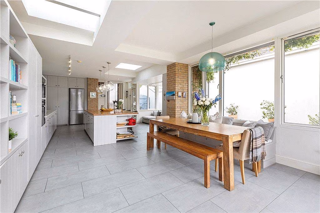33 Park Avenue Sandymount Dublin 4