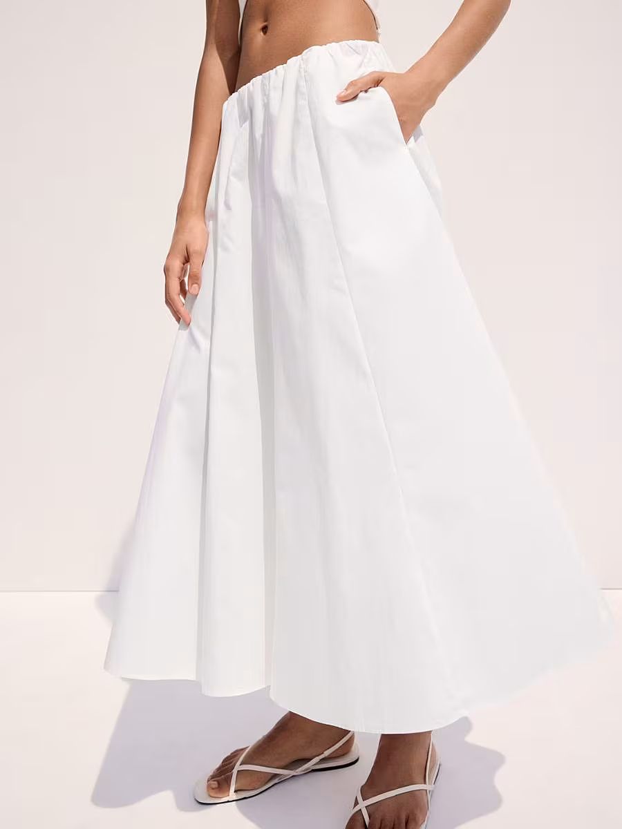 white-midi-skirt-trend-2026-Mango
