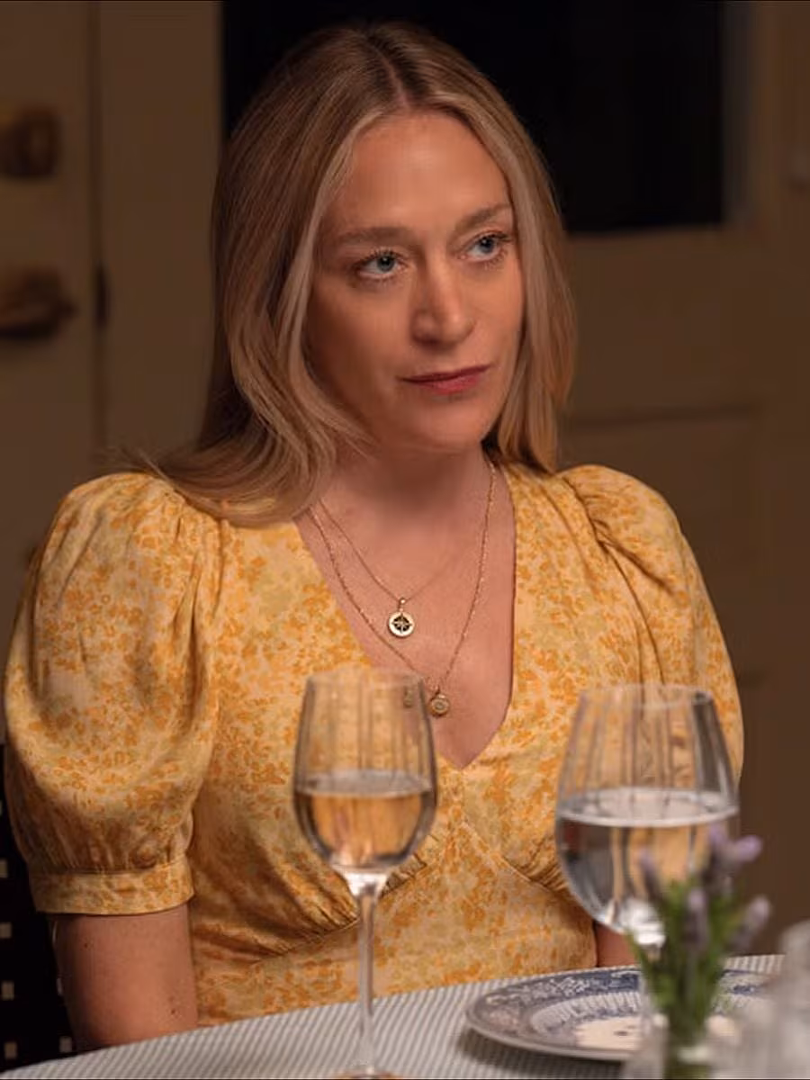 The-Five-Star-Weekend-Chloe-Sevigny-wardrobe-4