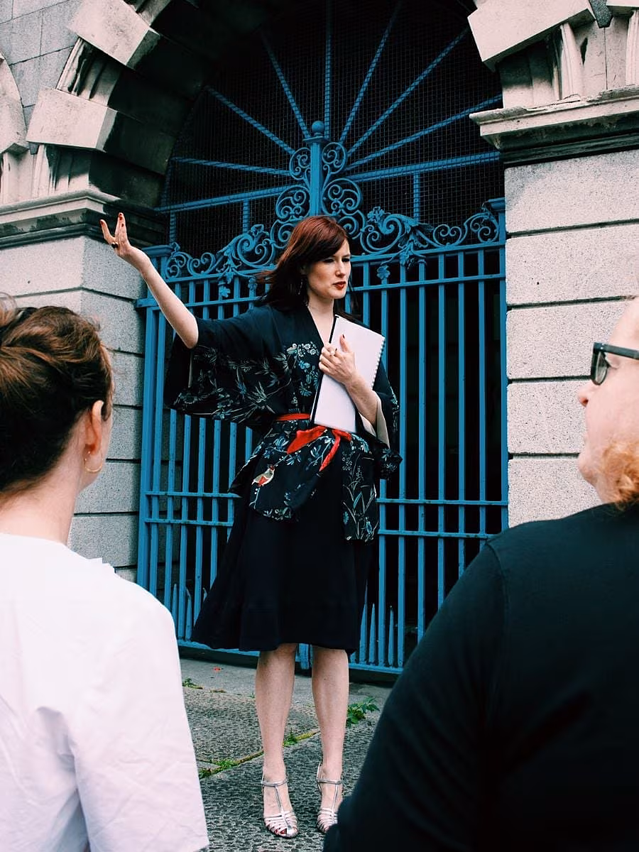 whats-new-in-fashion-Ruth-Griffin-fashion-historian