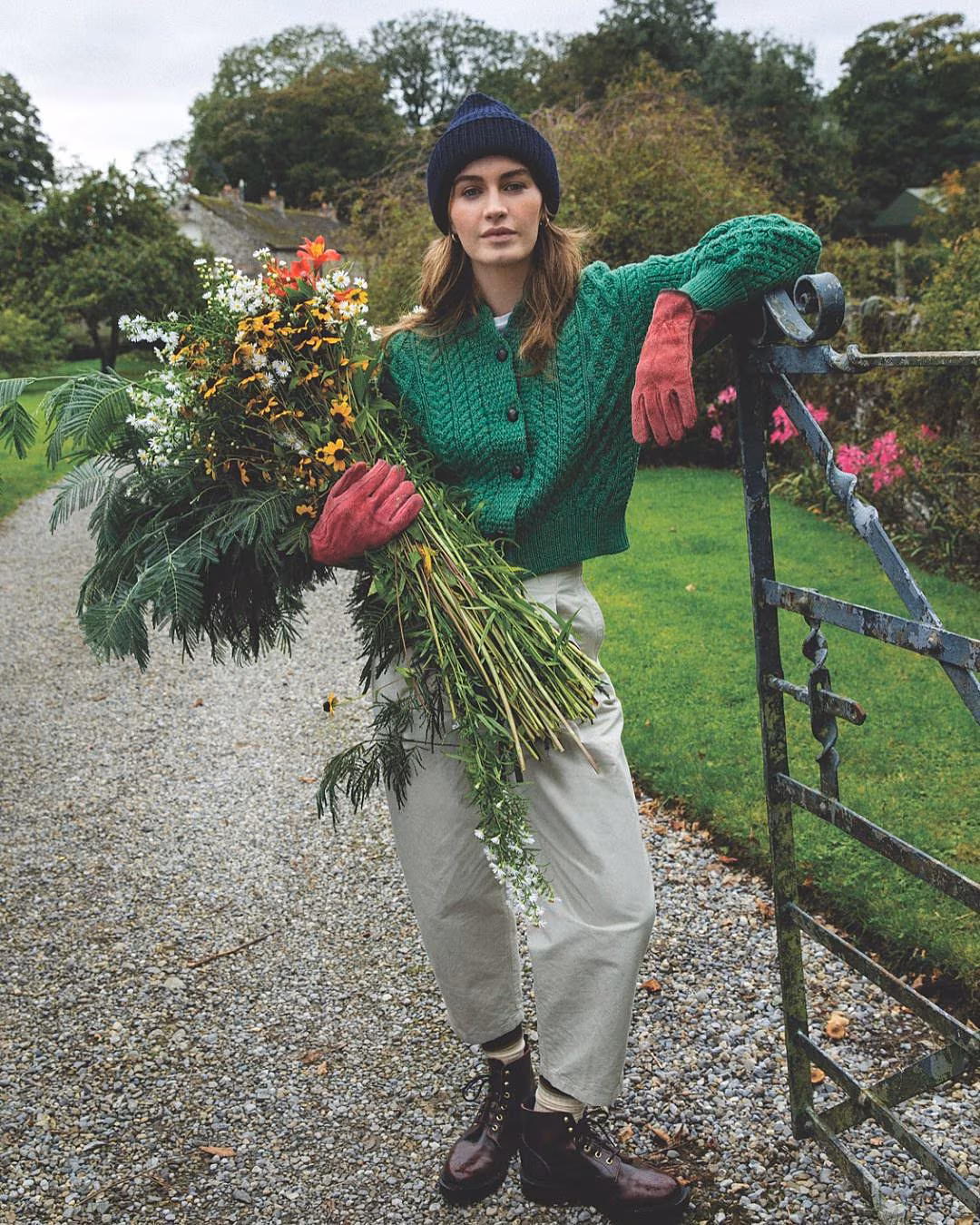 IrelandsEye Knitwear Zinnia Hat in Navy 'Clover' Cropped Aran Cardigan in Green Marl €119.95