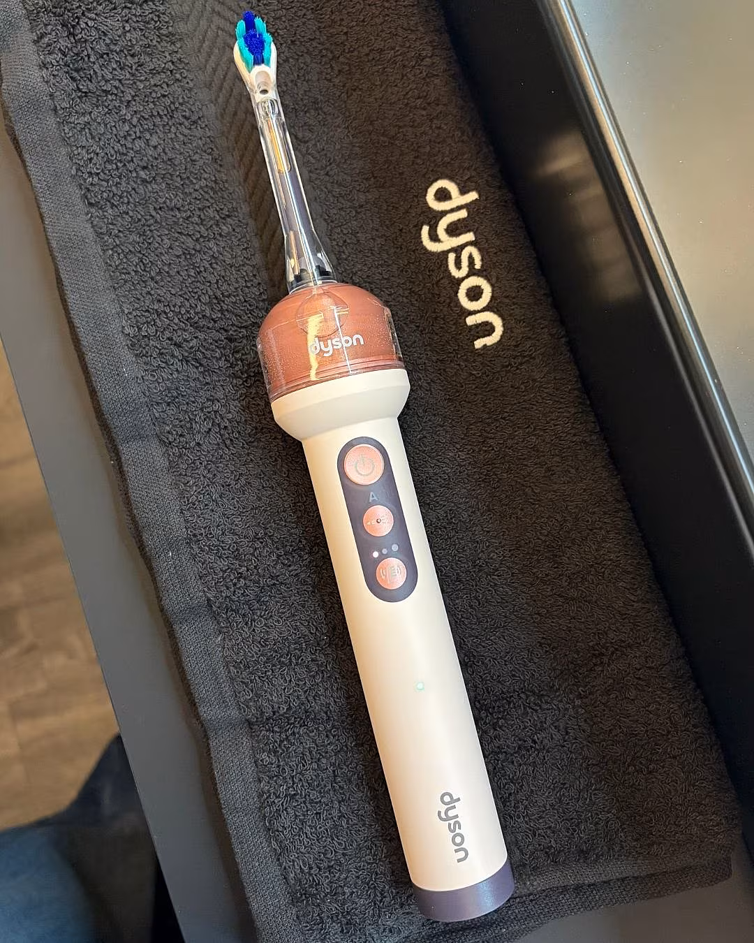 Dyson Toothbrush 2