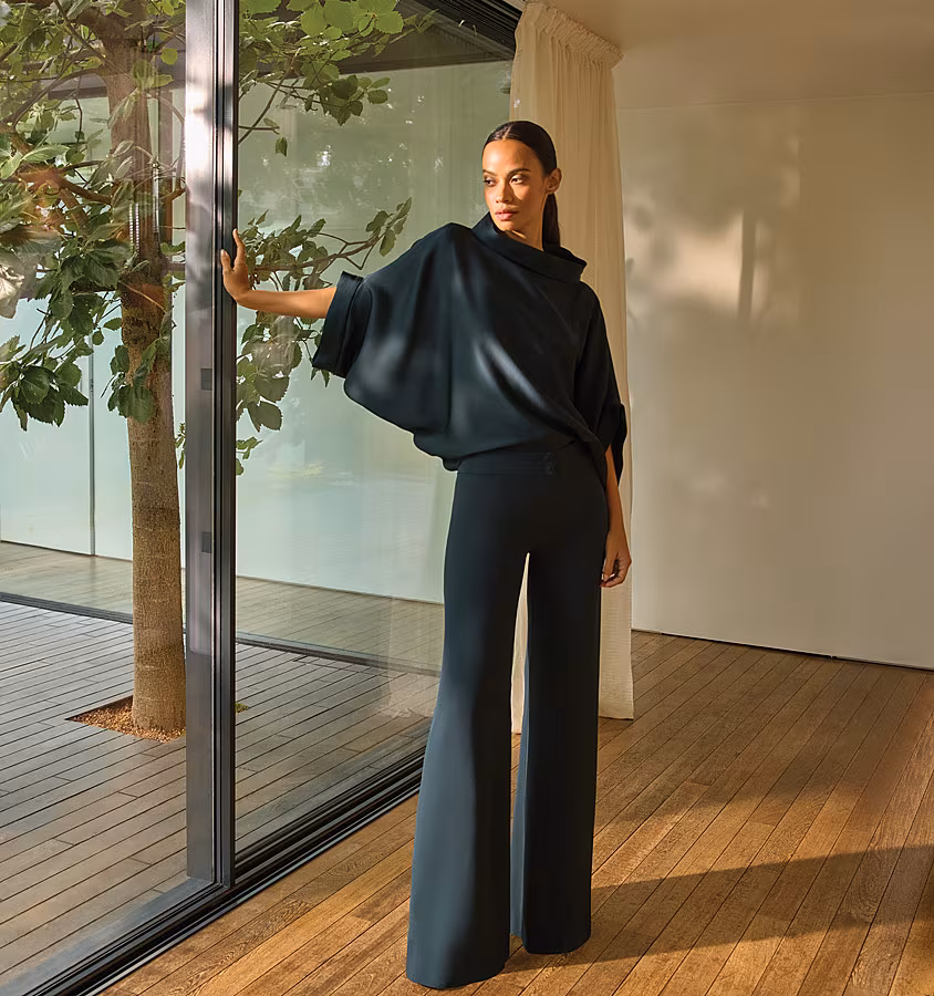 Karikomi-Blouse-and-Magic-Trousers-Basalt