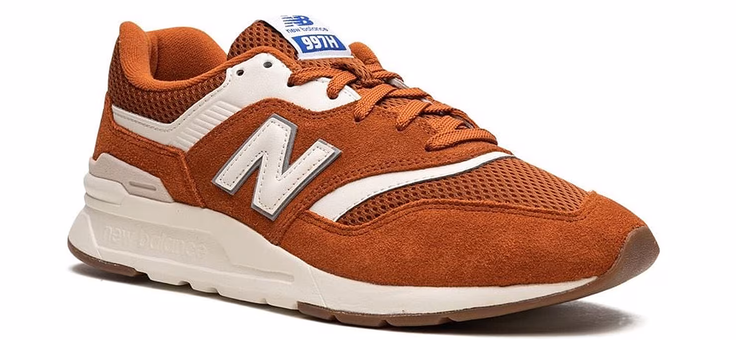Rust-oxide-997-suede-sneakers