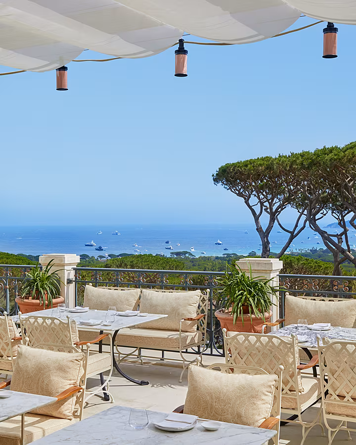 Matsuhisa-Saint-Tropez---Terrasse-extérieure