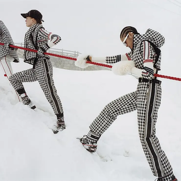 DIOR