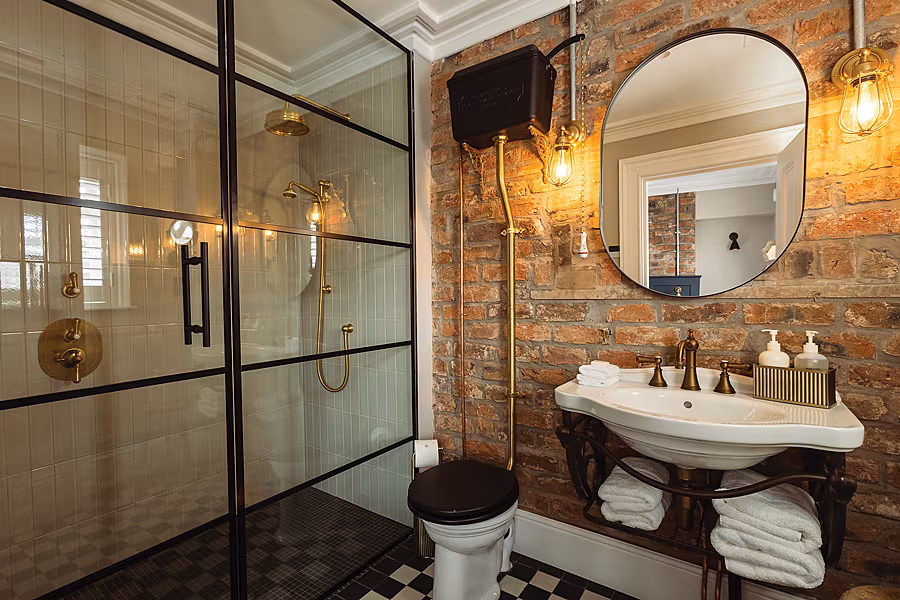 Junior-Heritage-Bathroom