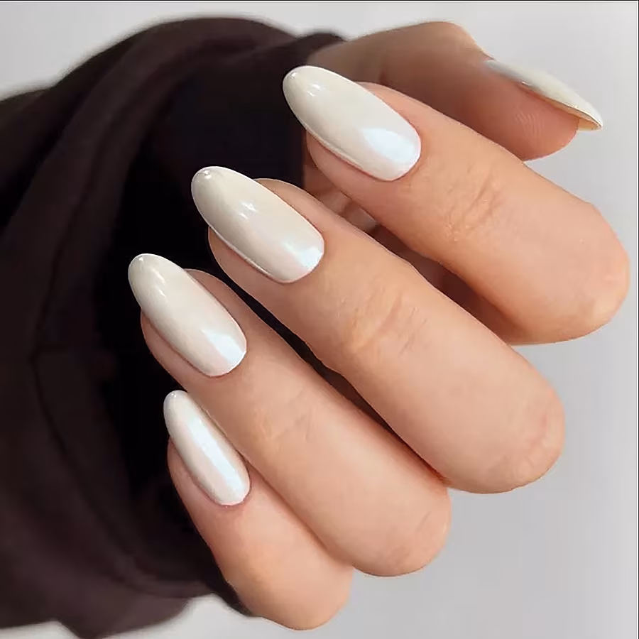 PEARLY-WHITES-@GOSSIPANDGLOSS