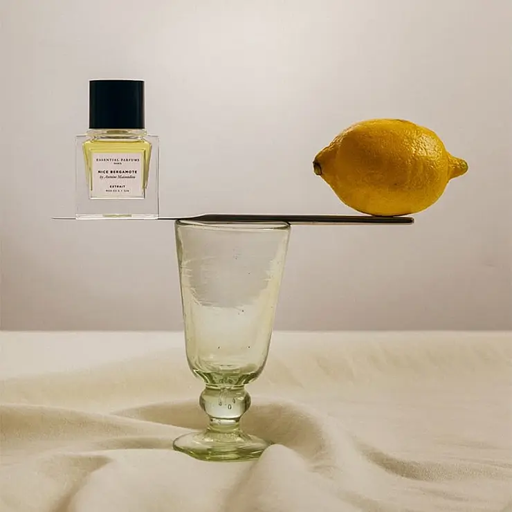 ESSENTIAL PARFUMS