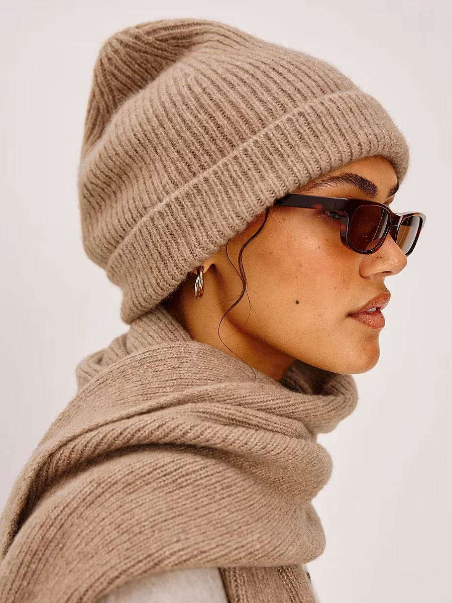 best-cashmere-buys-Rails