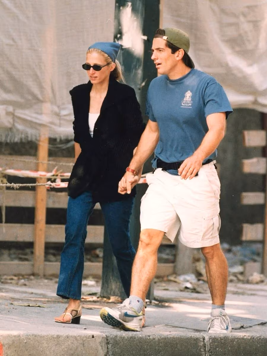 Carolyn-Bessette-Kennedy-fashion-Levi's-88