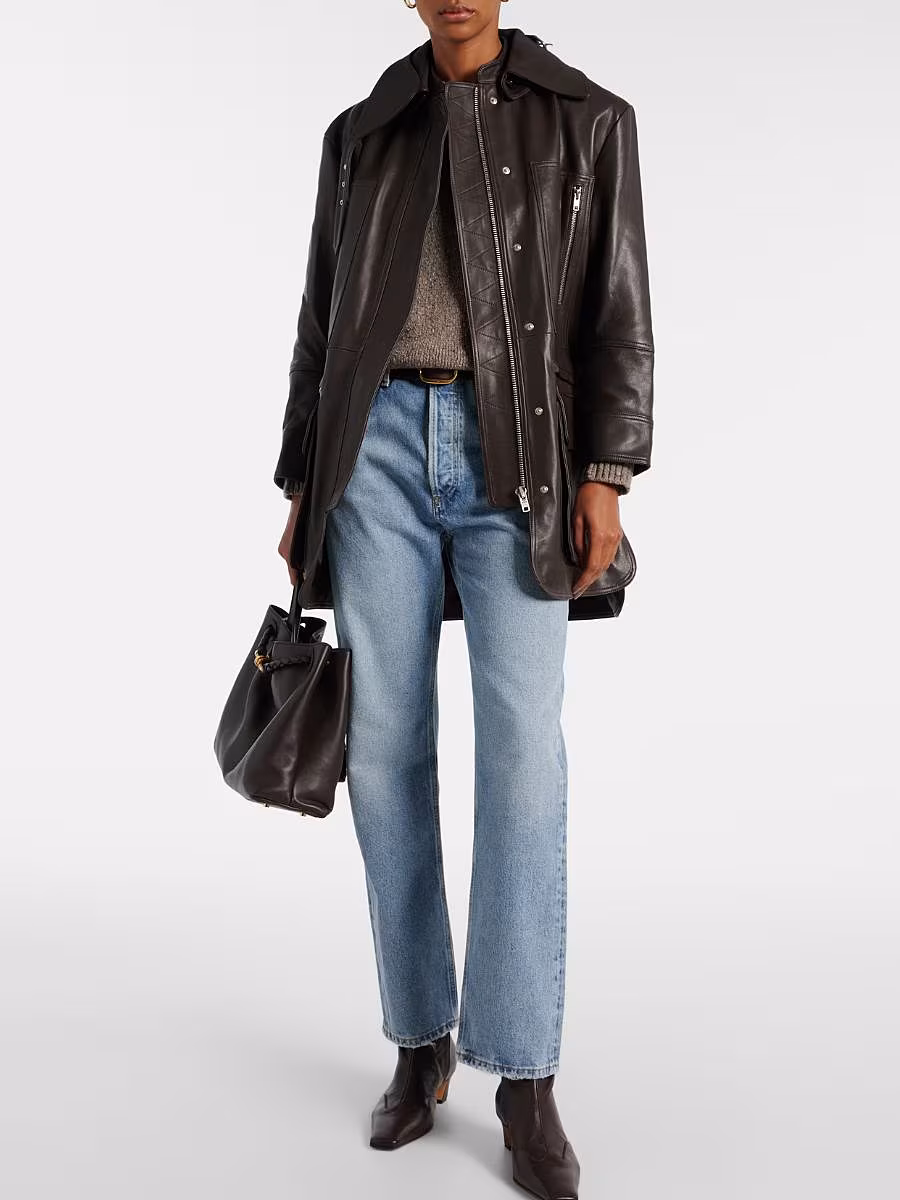 Dakota-Johnson-style-90s-denim-trend-Agolde-Pinch-Jeans