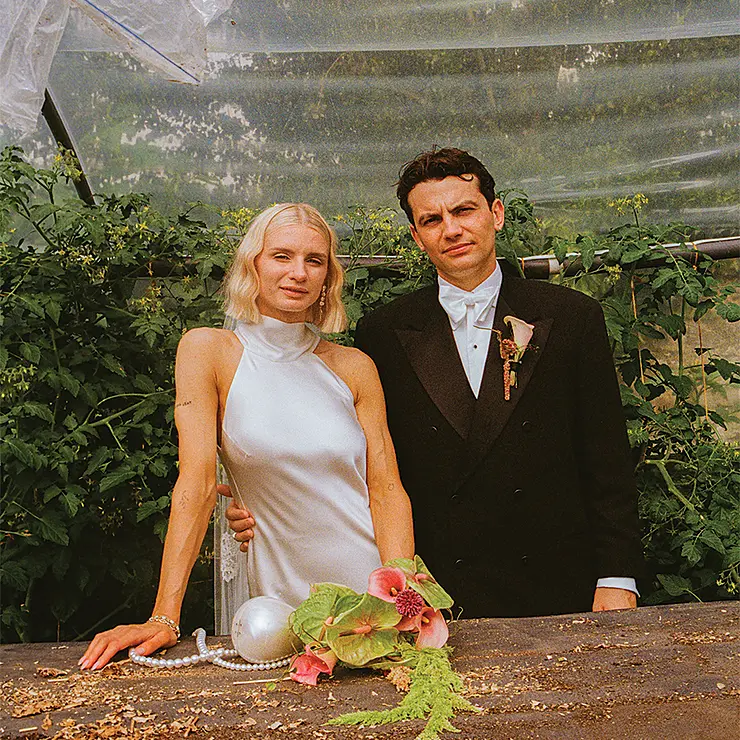 PHOTOGRAPHS BY @ZOEARDIFFWEDDINGS