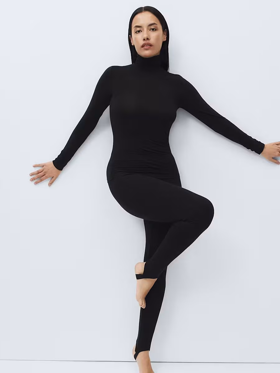 stirrup-leggings-trend-Marks-&-Spencer