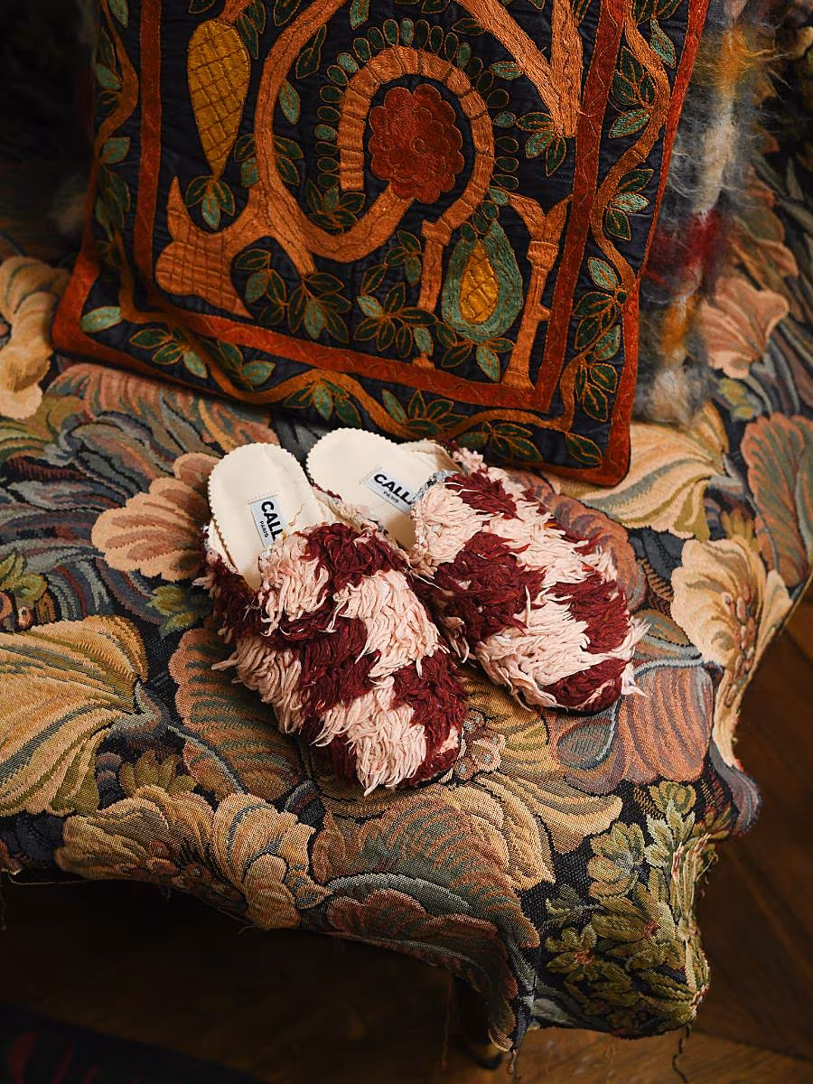 slippers-shoe-trend-2026-Tomorrows