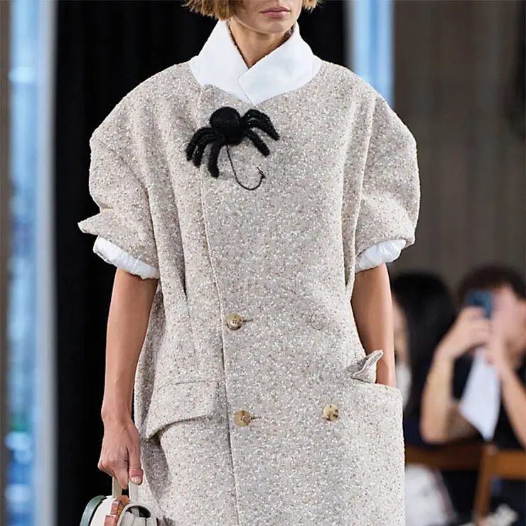 MOSCHINO