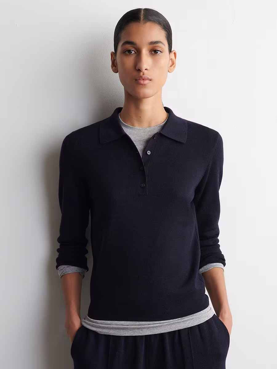 best-navy-knitted-jumpers-COS