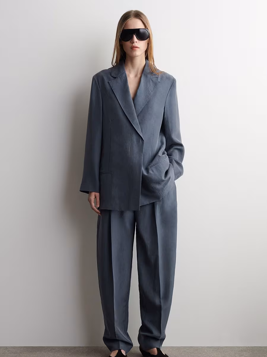 best-silk-trousers-silk-trousers-trend-SS26-COS