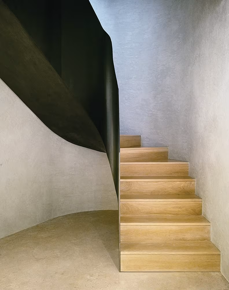 1385-14C-G6P-LLA-STAIRS-02