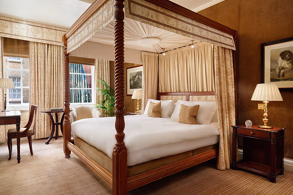 The-Rubens-Master-Suite