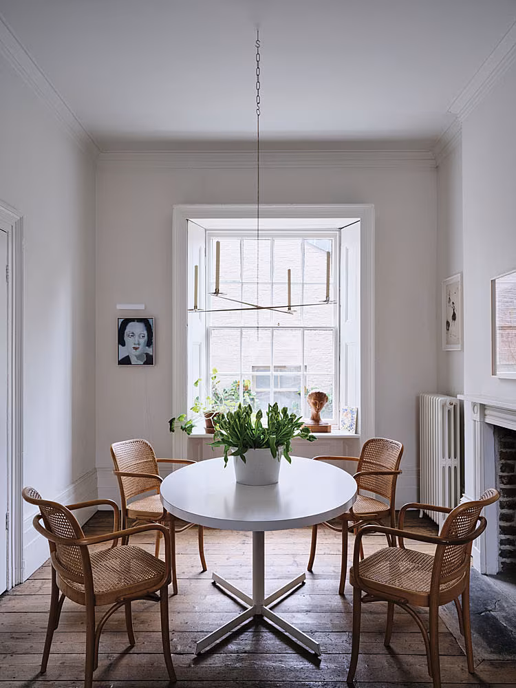 Erdem---table-