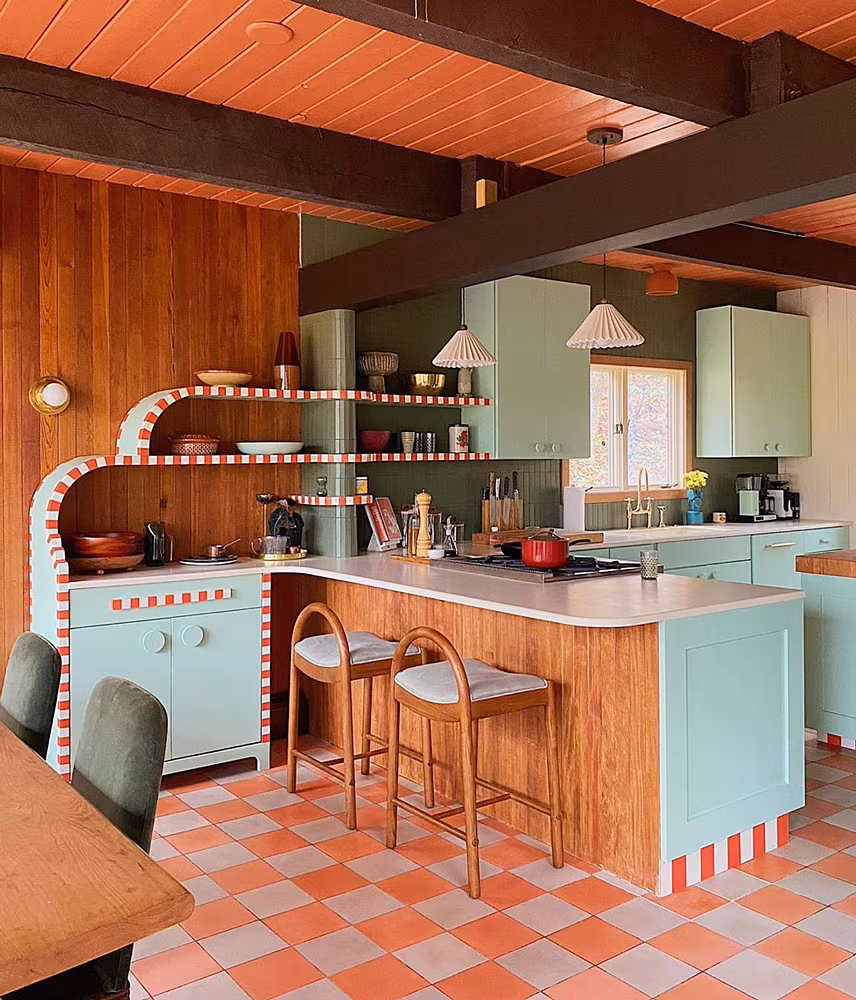 Kitchens---insta-shelving