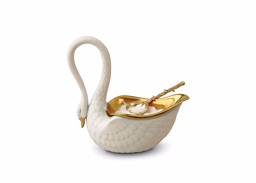 Dior---l'objet-swan-