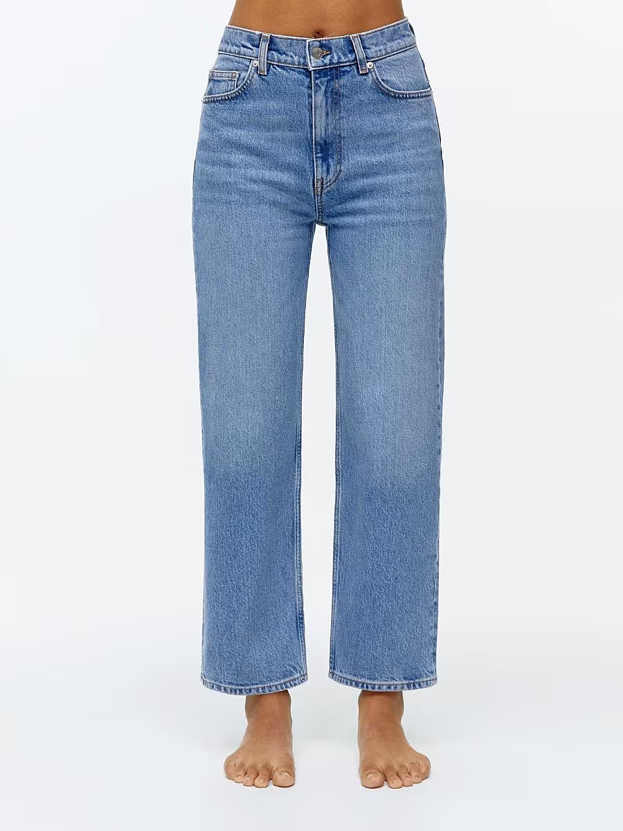 The-Gloss-Magazine-how-to-build-a-winter-capsule-wardrobe-4