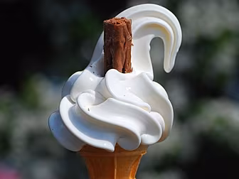Tourism chiefs say heatwave br...