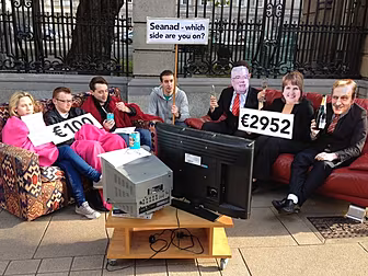 PICS: Students urge Senators t...