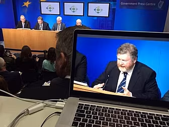 Minister: Mandatory health ins...