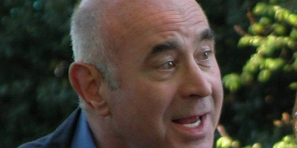 Bob Hoskins dies