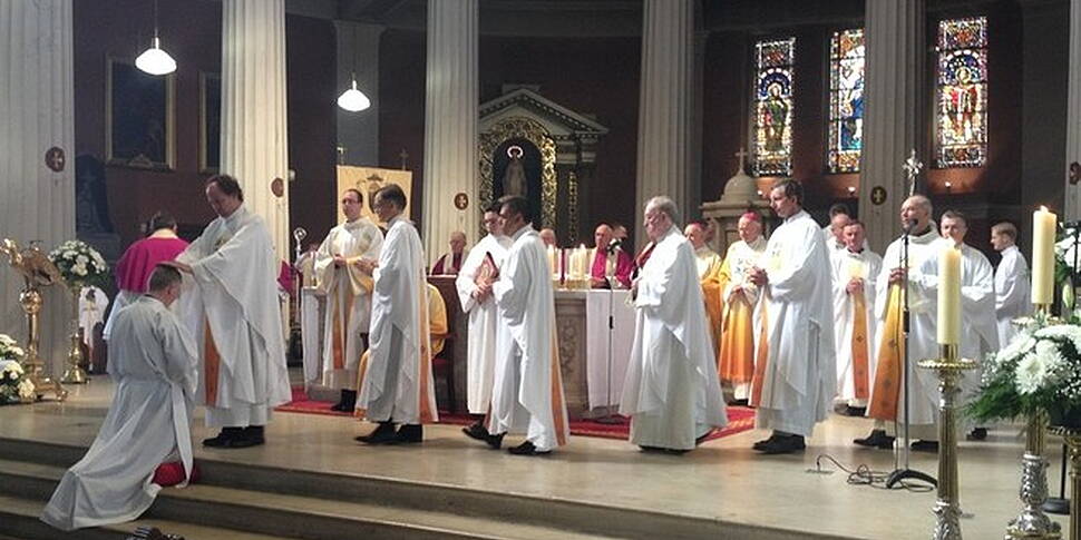 Archbishop says more priests n...