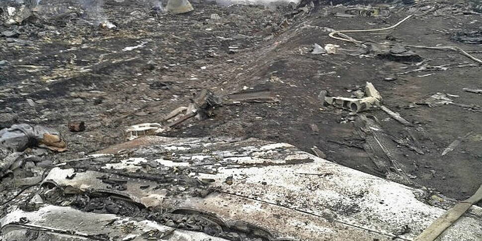 World leaders condemn plane cr...