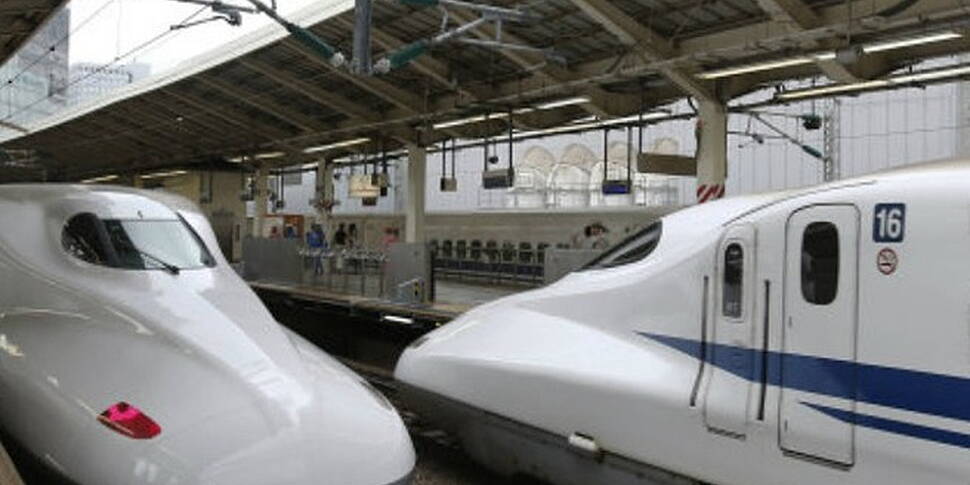 Two feared dead on high-speed...