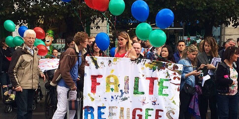 Thousands join in Dublin Refug...
