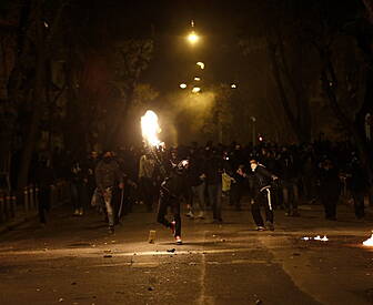 Violent clashes in Athens