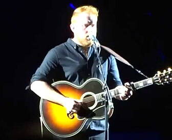 Sing with Gavin James - The Fi...